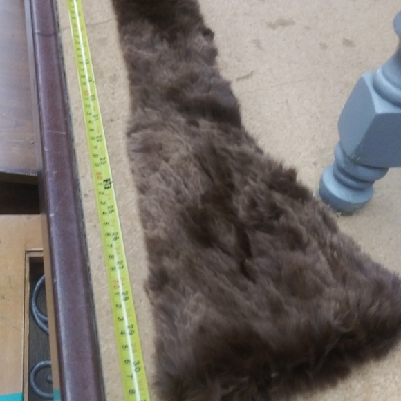 Rabbit Fur attachable Collar $28 . sz + free scarf or hat  Item. ( - Picture 2 of 9